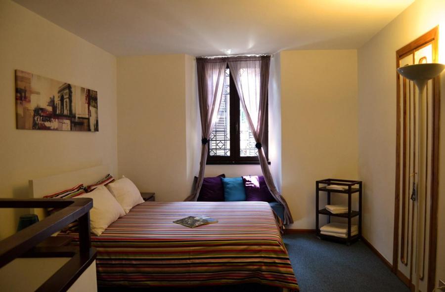Palazzo Velli Suites Рим Экстерьер фото