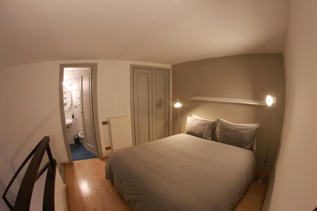 Palazzo Velli Suites Рим Экстерьер фото