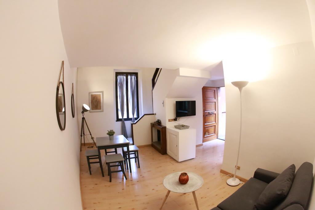 Palazzo Velli Suites Рим Экстерьер фото