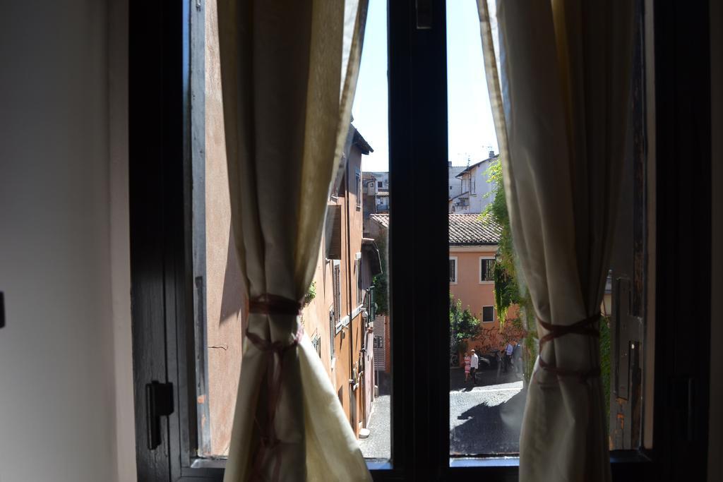 Palazzo Velli Suites Рим Экстерьер фото