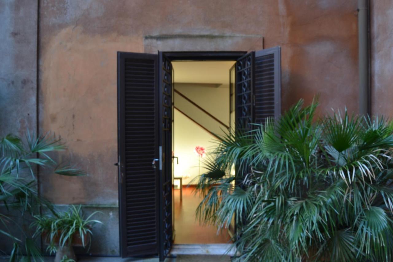 Palazzo Velli Suites Рим Экстерьер фото